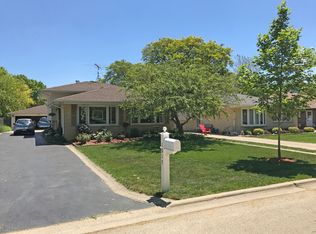 1017 S Belmont Ave, Arlington Heights, IL