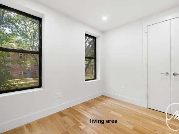 738 East 6th Street image 5 of 18