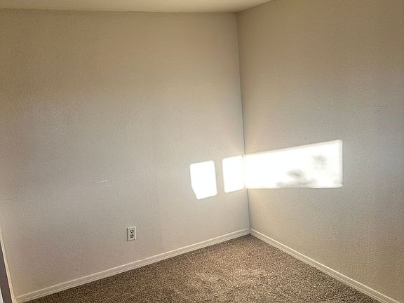 5th image of 1885 Monterey Dr