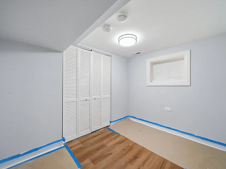 8326 S Luella Ave — Photo 22