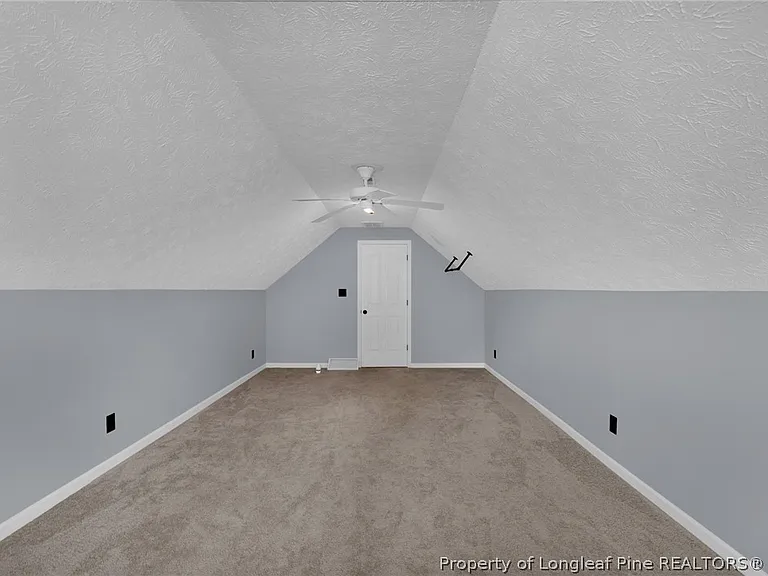 1183 Helmsley Dr — Photo 30