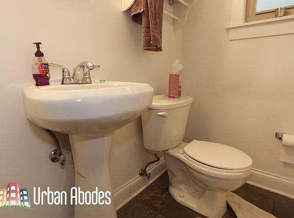 4th image of 2430 N Marshfield Ave #First__1