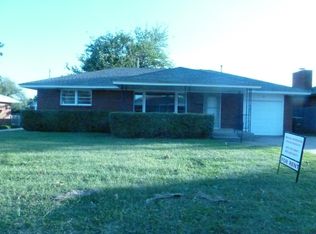 104 E Coe Dr, Midwest City, OK 73110