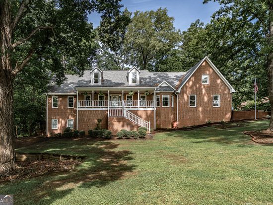 206 Coker Dr SW, Rome, GA 30165
