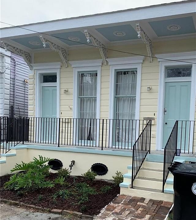 1st image of 928 Saint Mary St