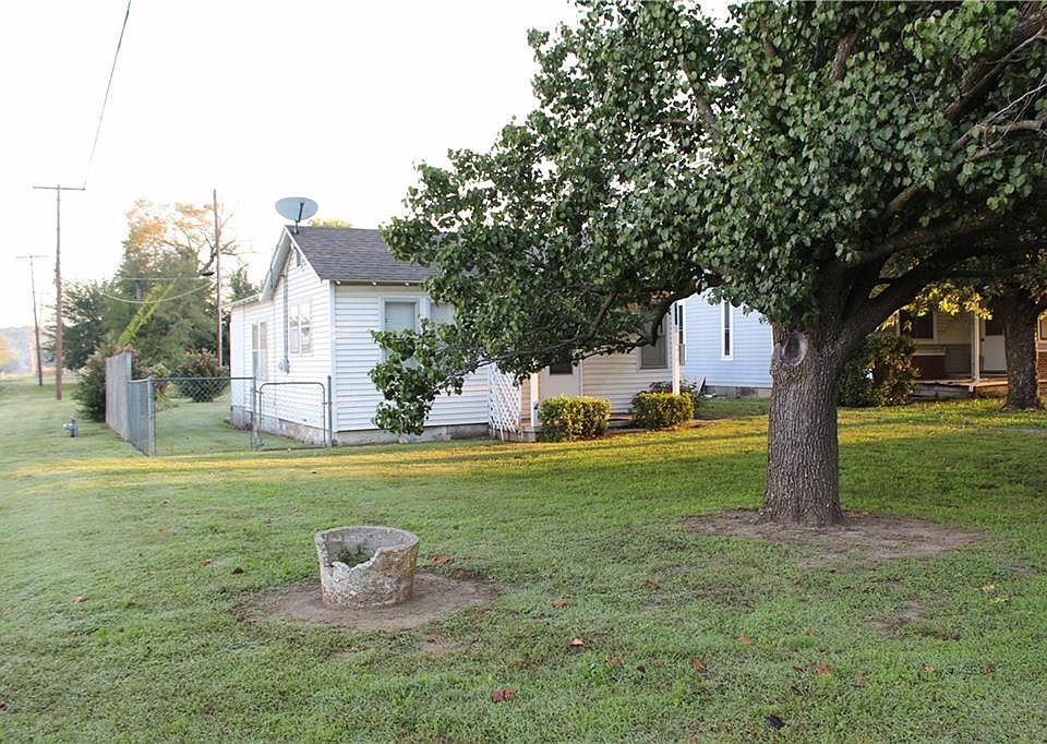 2nd image of 1328 W Martin St
