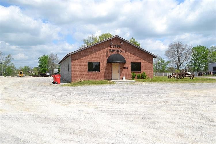 1st image of 3088 S Laurel Rd