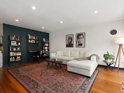 9061 Keith Ave APT 309, West Hollywood, CA, 90069