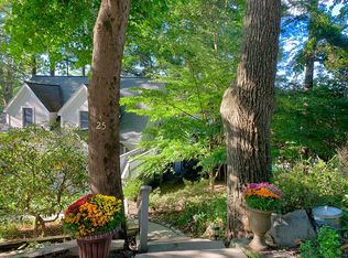 25 Pine Cone Rd, Mahopac, NY 10541