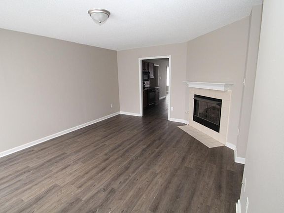 3rd image of 4524 Lindawood Ln