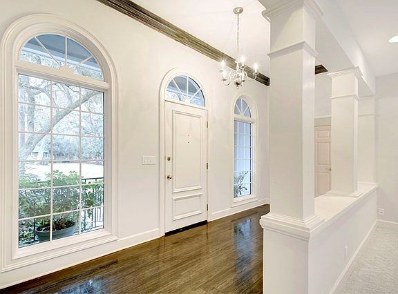 3rd image of 109 Shore Rush Cir