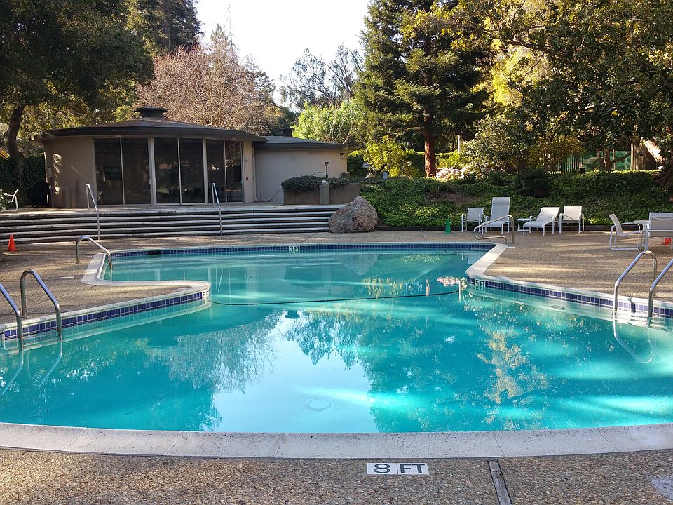 2nd image of 101 Alma St APT 501