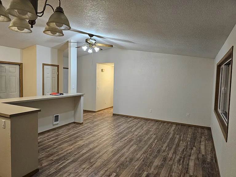 Northgate Dr — Photo 10