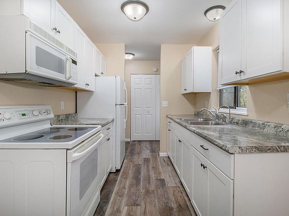 5th image of 5394 Thayer Ave #B