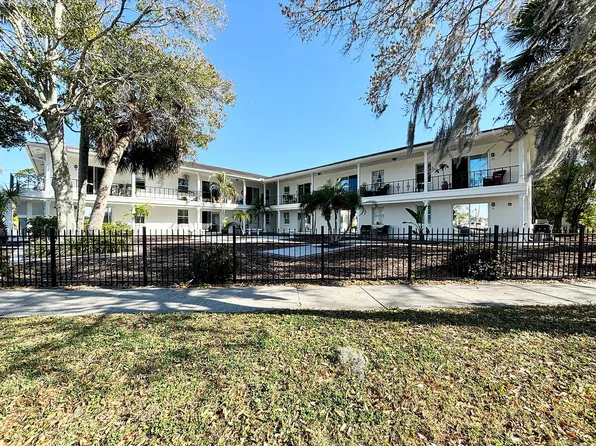 105 S Spring Blvd, 105 S Spring Blvd Unit 4, Tarpon Springs, FL 34689