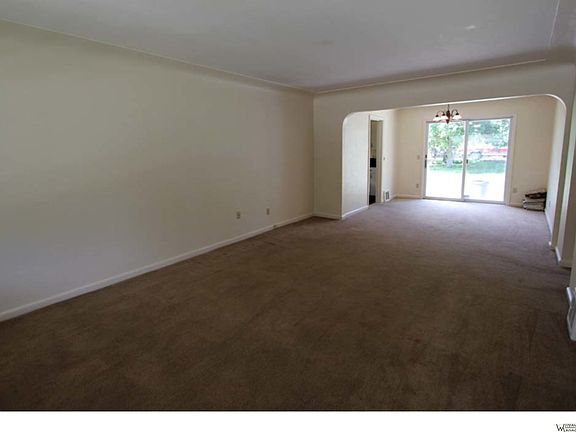 4th image of 1107 Harvard Ave