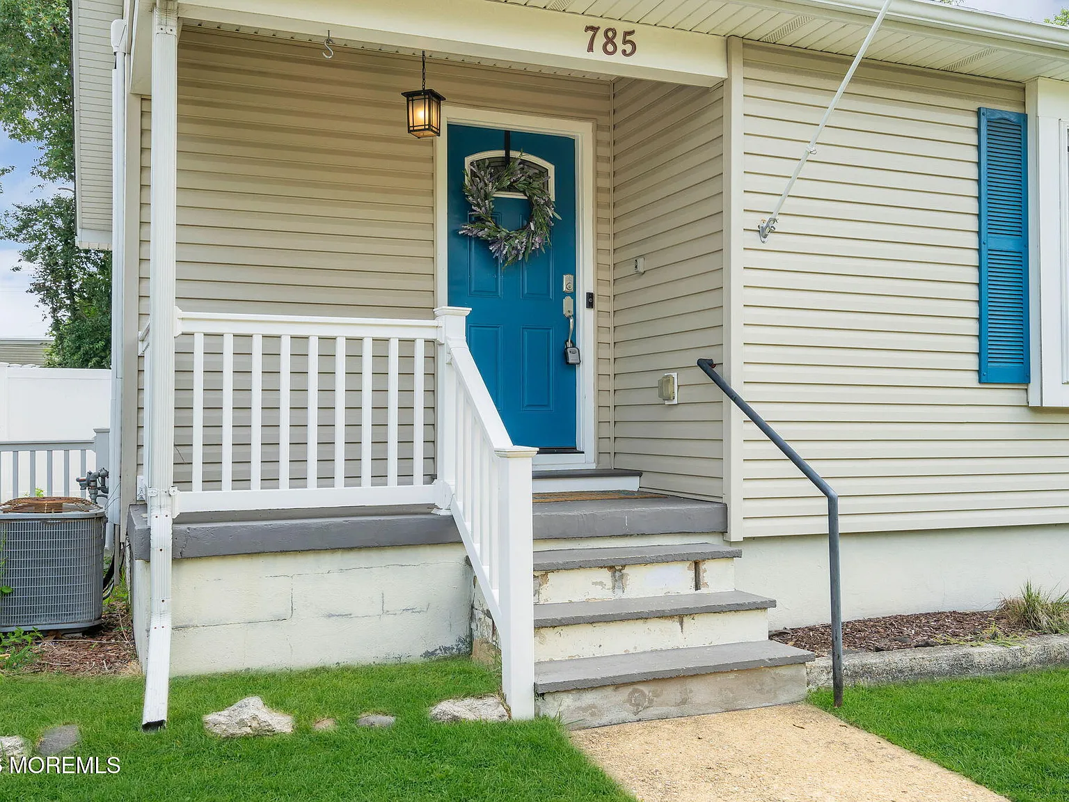 2 bed, 1156 sqft, $2,850 — Photo 3