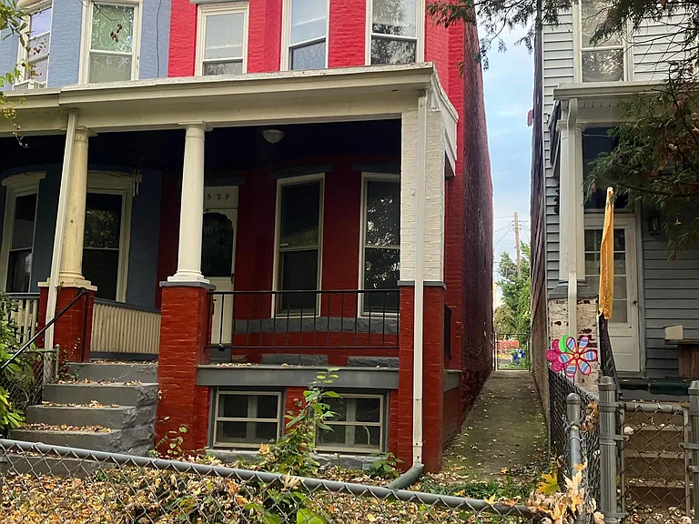 3529 Roland Ave — Photo 18