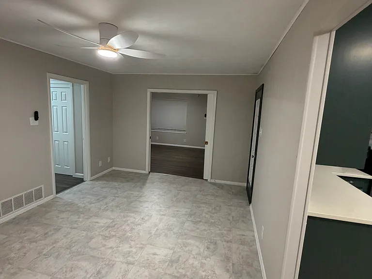 1611 N Alexander St — Photo 3