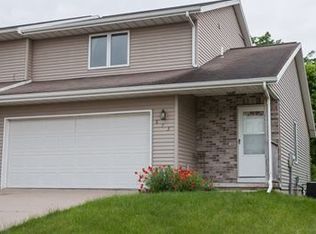 873 Boston Way, Coralville, IA 52241