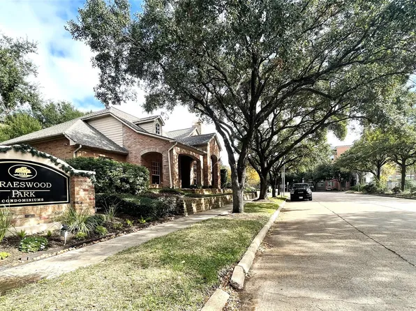 2255 Braeswood Park Dr, Houston, TX