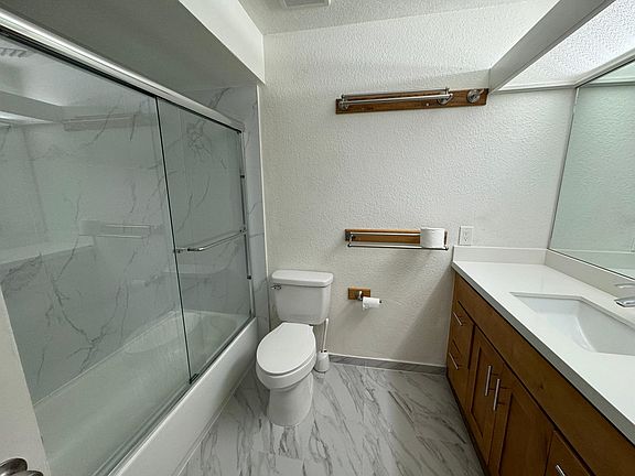 4th image of 999 W Evelyn Ter APT 45