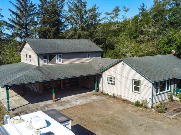 27 Chinook Valley Road, Chinook, WA 98614