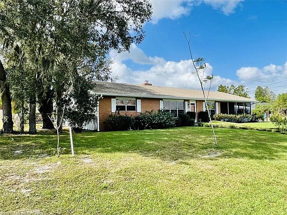 2nd image of 2779 Nautilus Dr