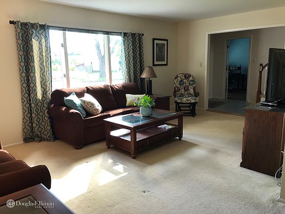 4th image of 46 Grenadier Ln