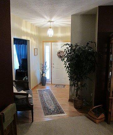 3rd image of 8508 Creekside Dr