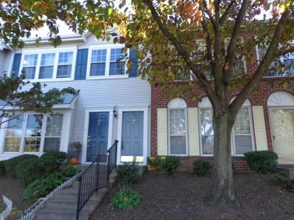 58 Edward Dr #312, Franklin Park, NJ 08823
