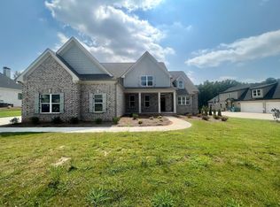 1232 Lily Ln, Statham, GA 30666