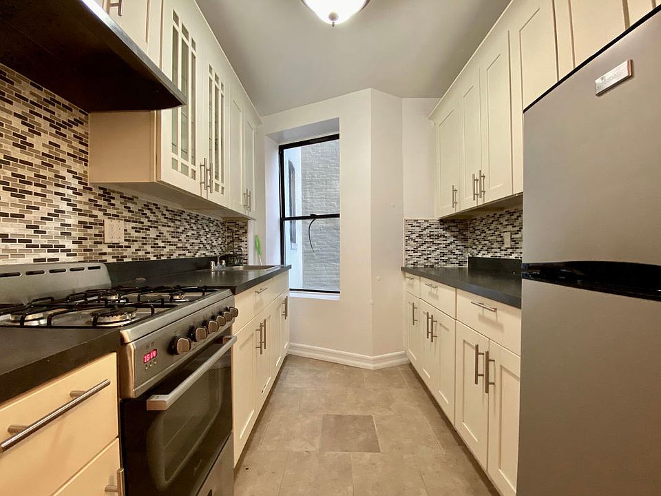 1st image of 125 W 116th St #4E