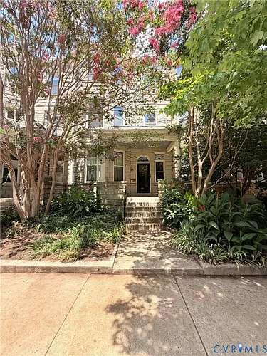 1620 Grove Ave #1 Photo 1