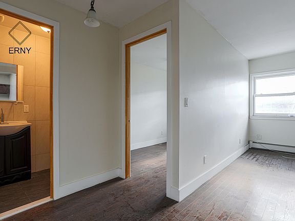 4th image of 697 Park Ave #3