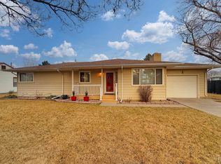 1013 S 10th Ave, Sterling, CO 80751