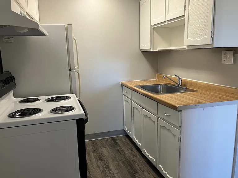 Valley York Apartments — Photo 30