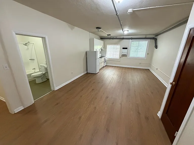 620 S. Ardmore — Photo 5