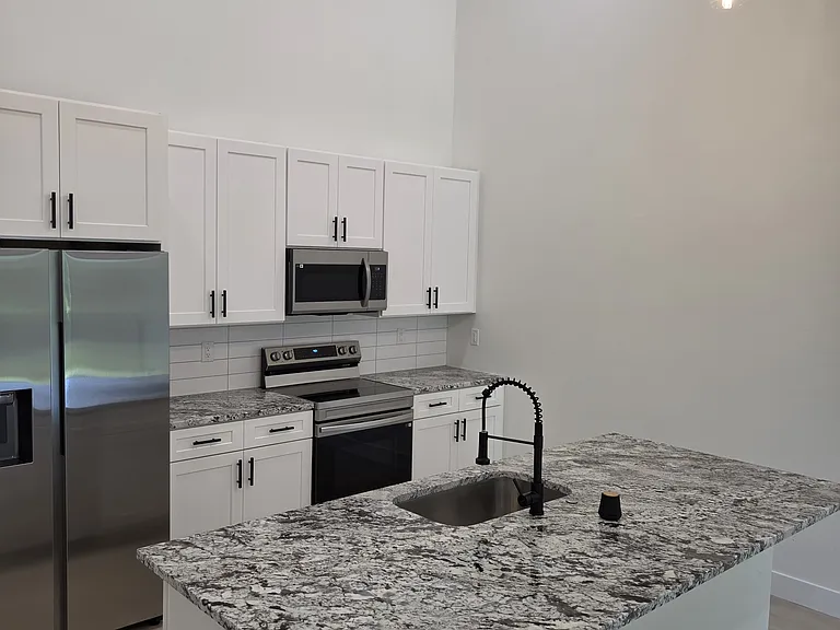 9483 Tacoma Ave — Photo 15