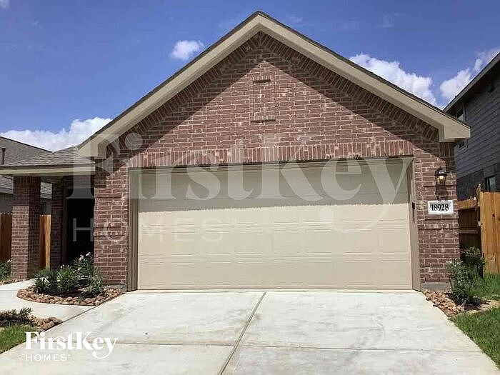 1st image of 18928 Caney Forest Dr