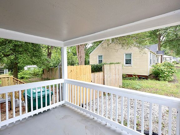 3rd image of 2405 Bransford Dr