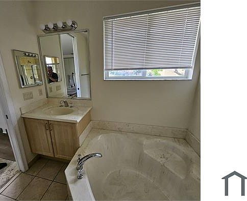 2nd image of 4412 Cotswold Hills Dr
