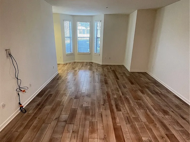 530 S Primrose Ave — Photo 5