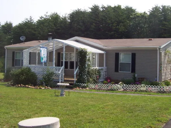 260 Wallace Ln, Dry Fork, VA 24549