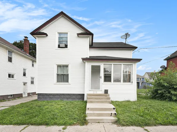 219 Rose St SW, Grand Rapids, MI 49507