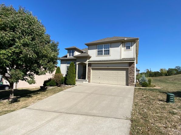 12213 Bennington Ave, Grandview, MO