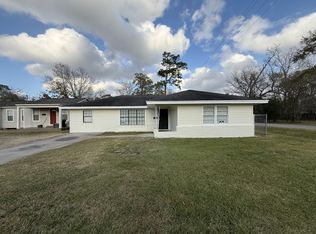 4010 Harding Dr, Beaumont, TX 77703