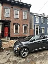 617 Avery St — Photo 2