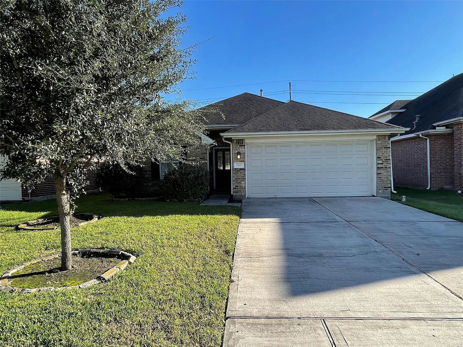 3 bed, 2.0 bath, 1404 sqft, $1,750 — Photo 2