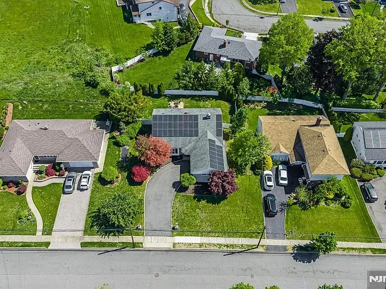 32 Brantwood Pl — Photo 34